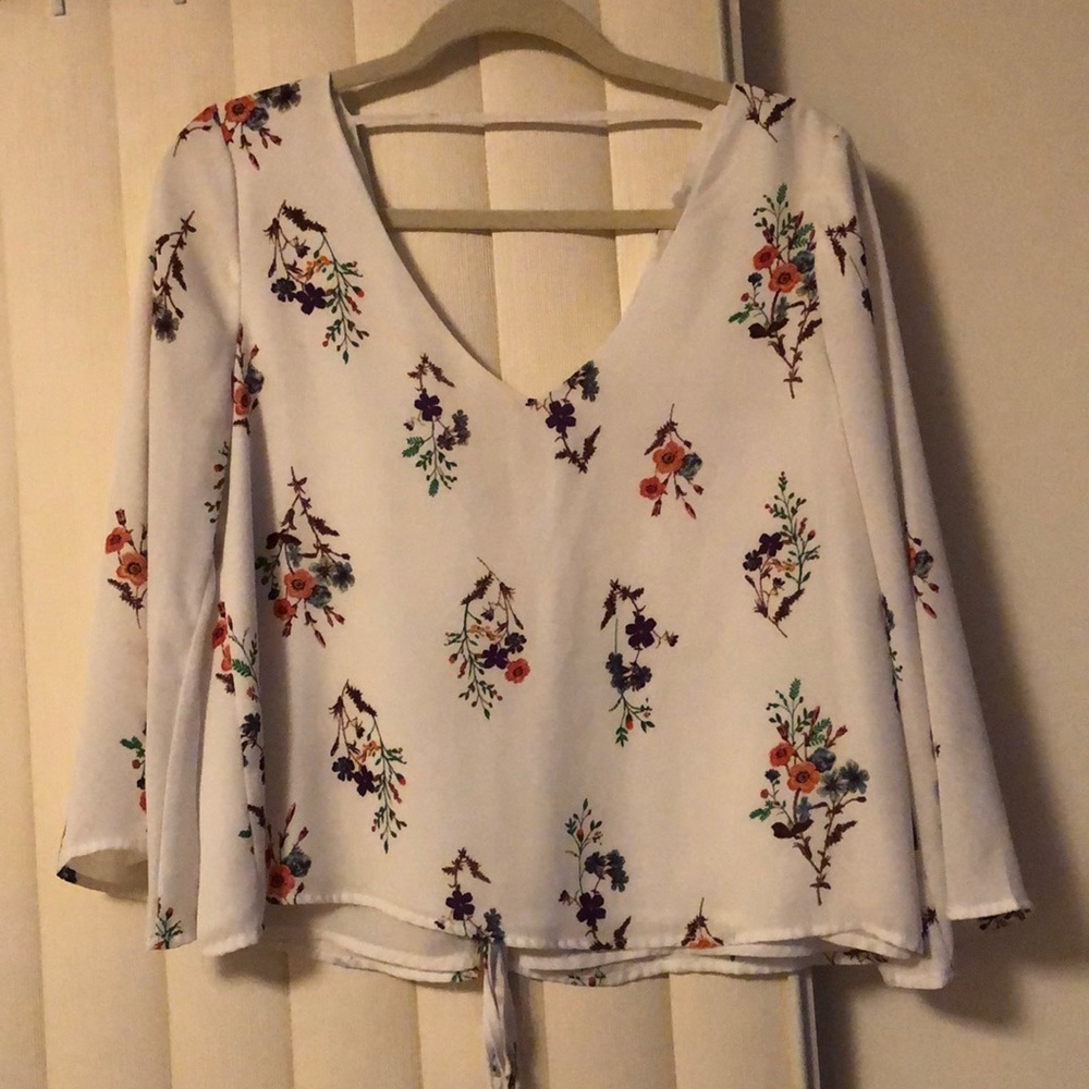 Long sleeve shirt cross tie back detail